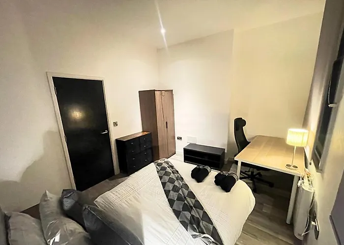 Modern Comfort In Nottingham City Centre